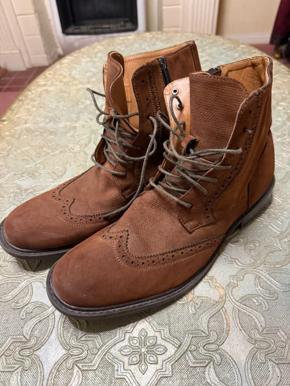Kenneth Cole Unlisted